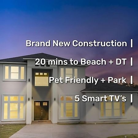 Newly Built Stylish Retreat With Designer Kitchen - Near Park & Beach 코퍼스크리스티 외부 사진